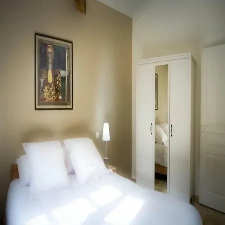 House Location Monbert 2 Pieces 2 Personnes בית נופש